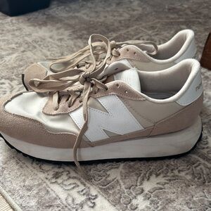 New Balance Women's Cream and White Sneakers